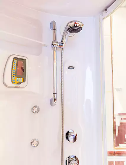 Expert Shower to Bathtub Conversion Company in Cranston, RI: Your Trusted Partner for Safe Home Bath UpgradesRI